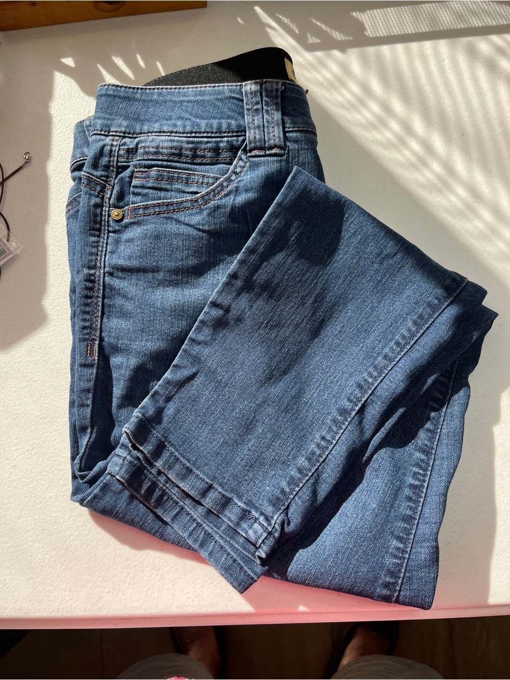 Democracy straight leg jeans size 8 Dark Blue Wash Size 8
